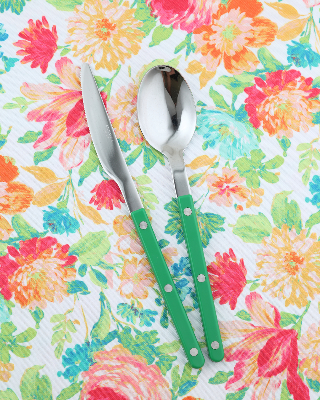 How to Style Green Flatware for a Fresh Spring Table – ANNOVA